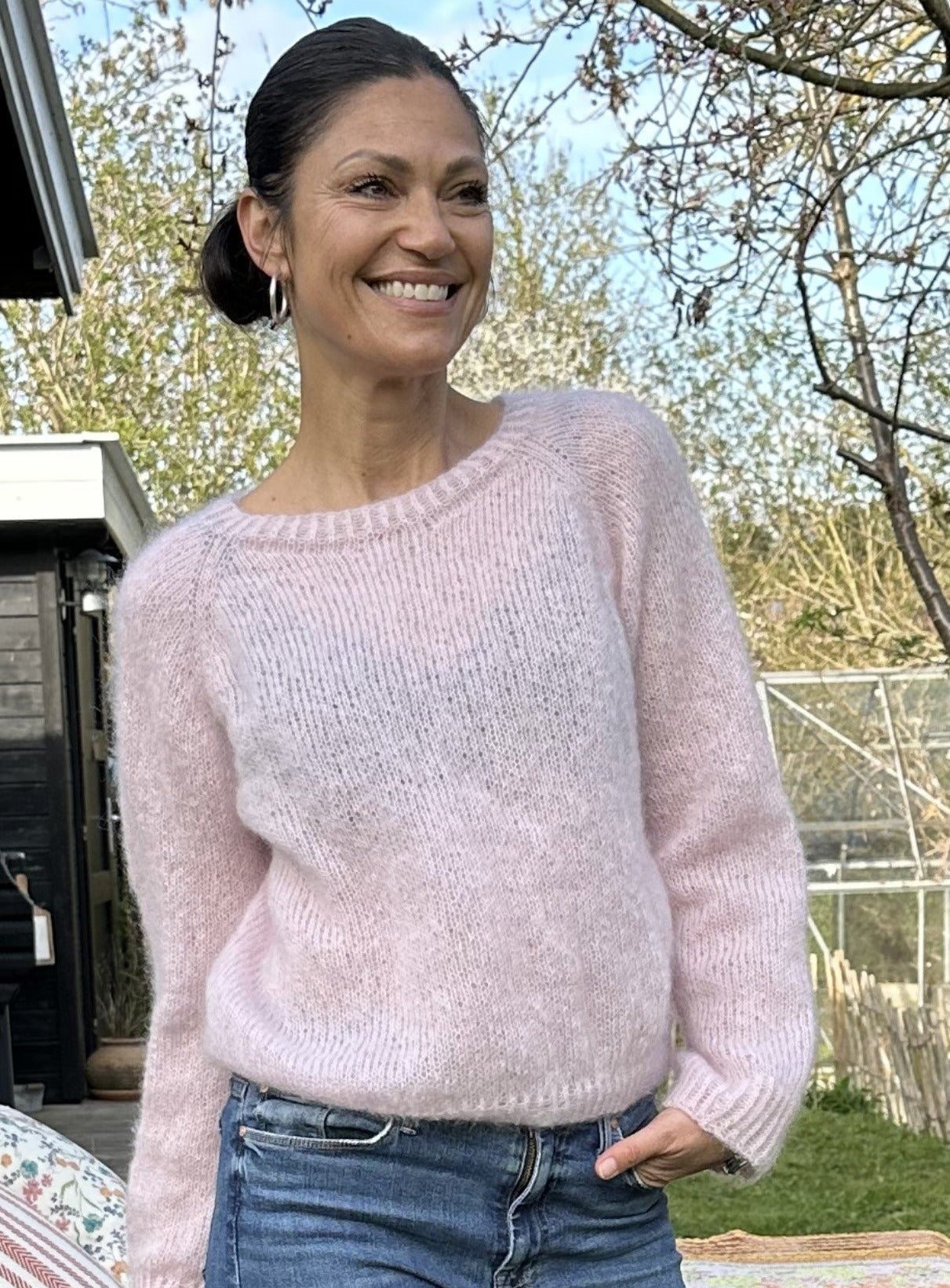 Sweater M